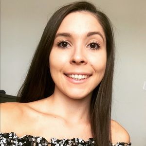 Meet your Posher, Ashlee
